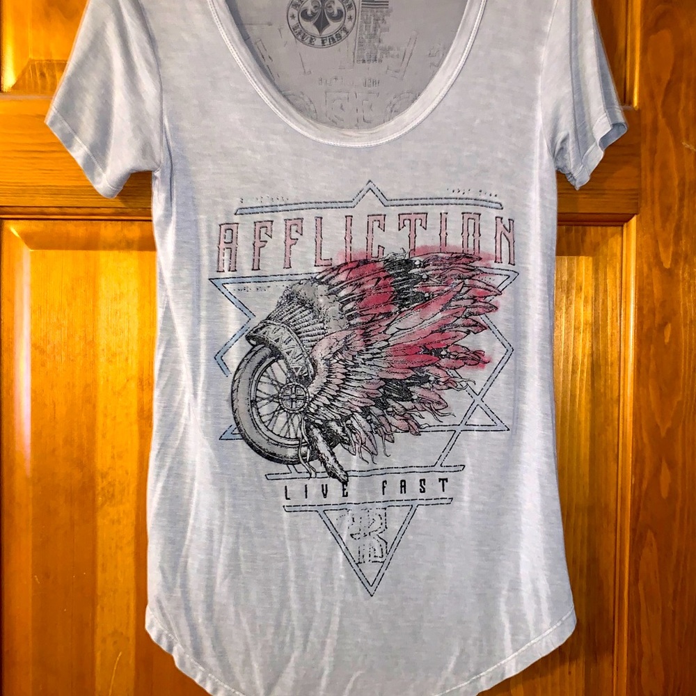 Affliction light weight T-shirt